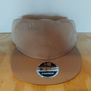 Essentials New Era Snap Back